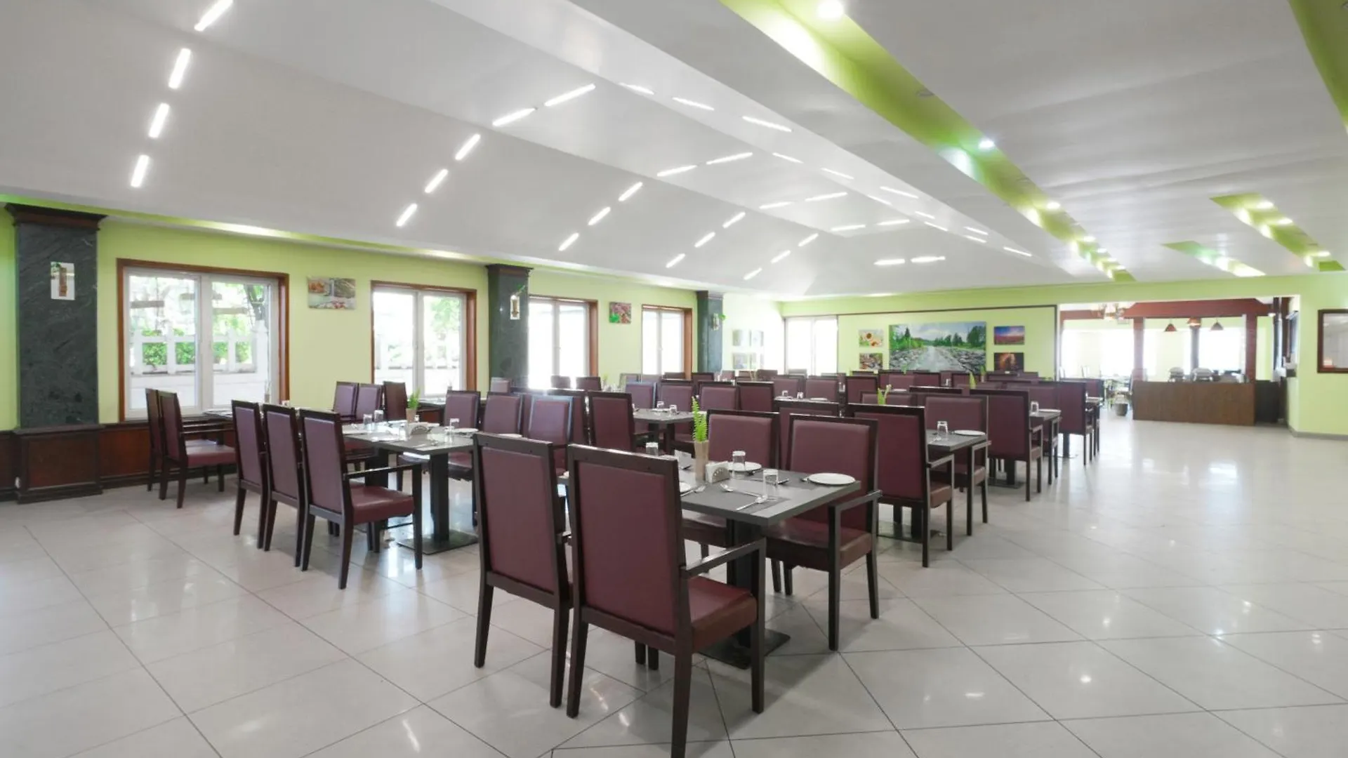 Eastend Munnar